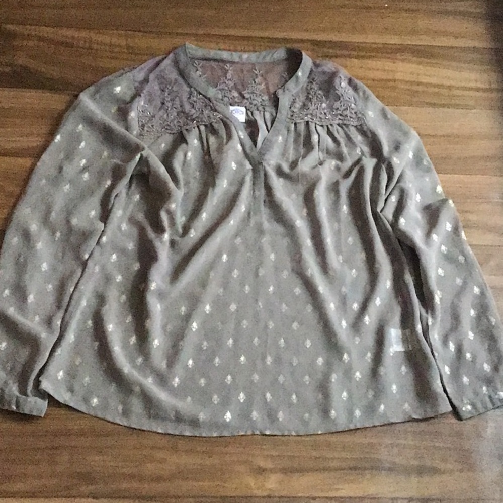 💓50% Off👛🎟️ Bila Taupe embellished blouse NWT
